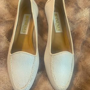 Women’s white loafer/flat shoe. NWOT